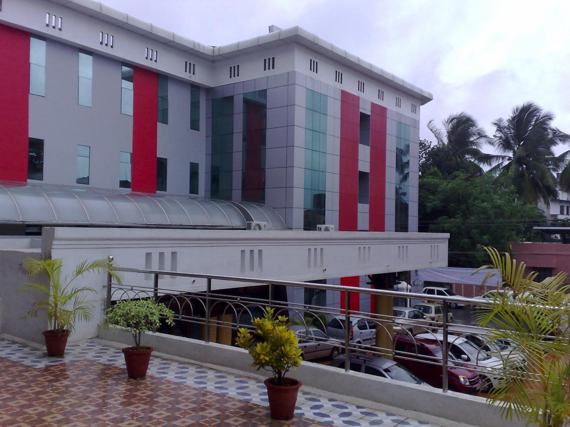 Kpm Regency Hotel ปาลักกัด ห้อง รูปภาพ