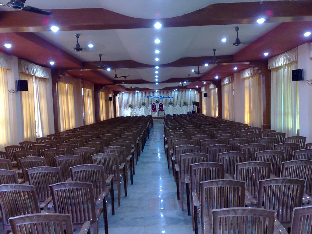 Kpm Regency Hotel ปาลักกัด ภายนอก รูปภาพ